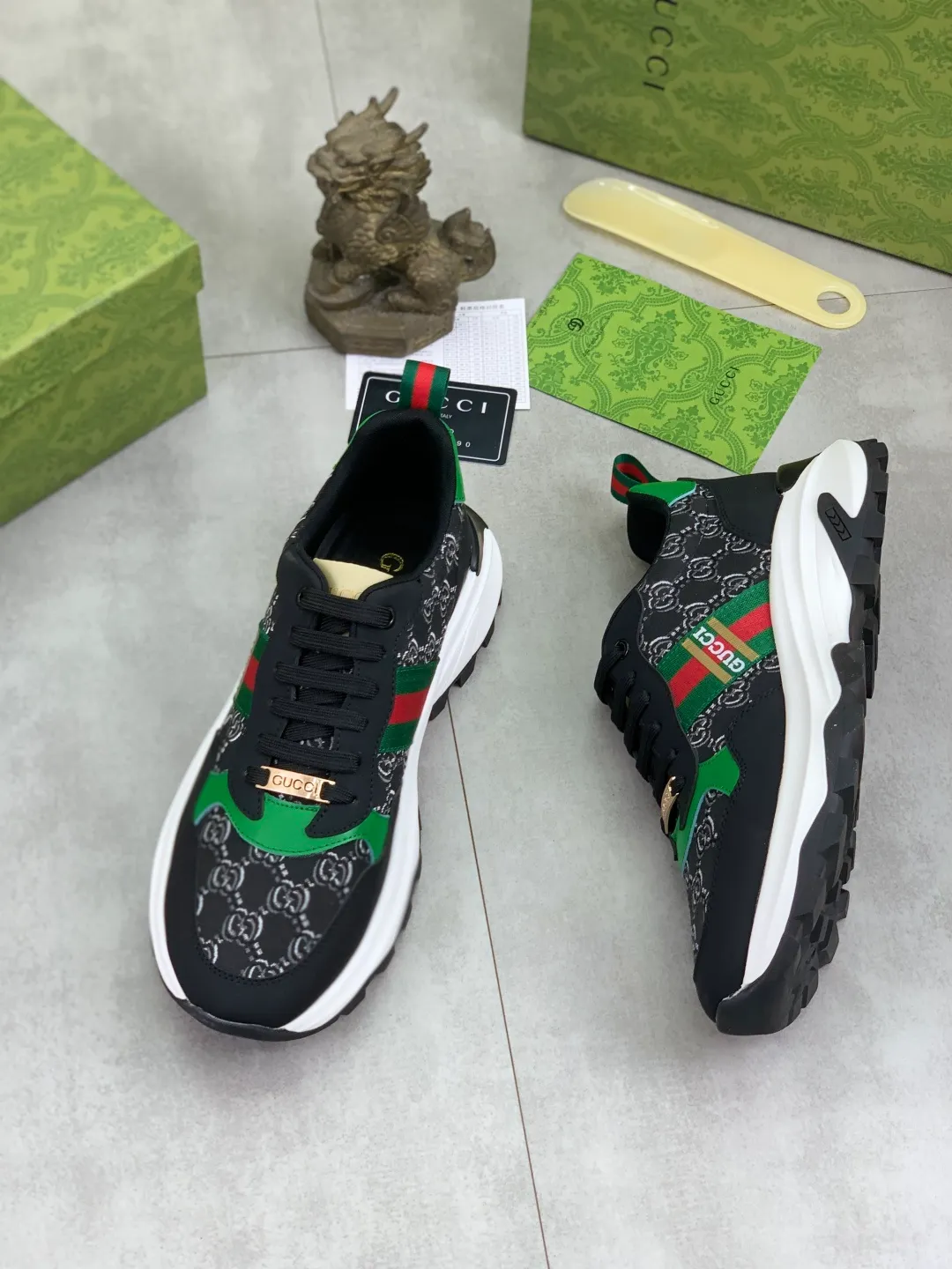 Men's shoes 💰P440💰[New model]🆘 The latest model from Gucci GUCCI official website🎁Classic casual and fashionable men's shoes👟Best model💥The version is simple and elegant, exclusive for trendy men. Unique official website latest brand elements👑Gucci original decoration, fashionable and generous, original soft calfskin fabric➕Comfortable soft first-layer pigskin lining ✅The official website specifies the wear-resistant casual outsole, the classic model is taken in kind🎬Color: 4️⃣colors available😍Number: 38-44